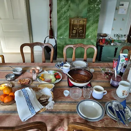 Narvan Helenan Kanat Ja Kammarit Vakantieboerderij