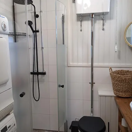 Narvan Helenan Kanat Ja Kammarit * Vesilahti