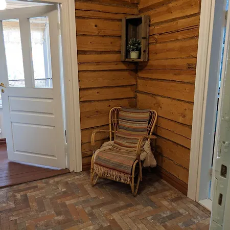 Narvan Helenan Kanat Ja Kammarit Maatilamajoitukset Vesilahti