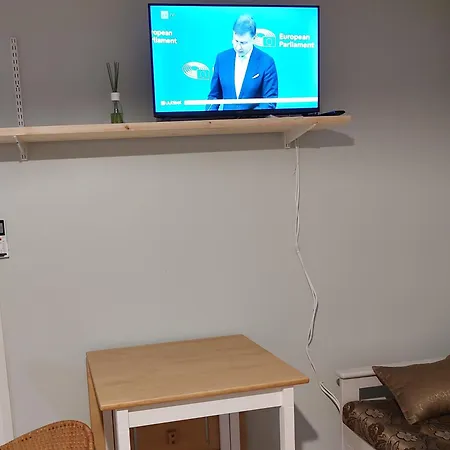 Narvan Helenan Kanat Ja Kammarit *